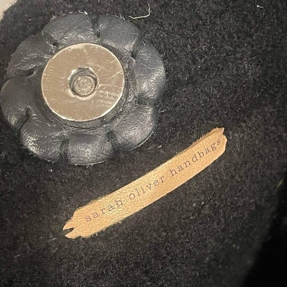 Sarah Oliver wool croc embossed leather bag - Picture 8 of 9